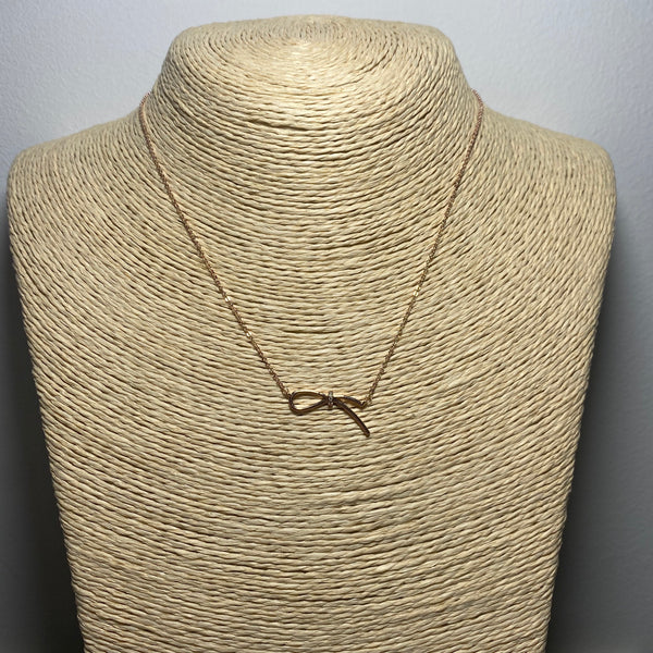 knot Necklace